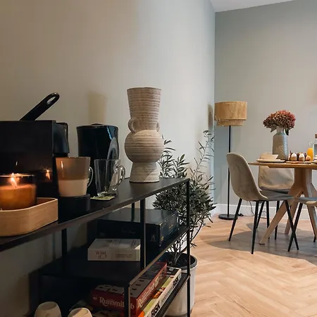 Apartment Naest - Authentic Escapes, *