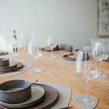 Naest - Authentic Escapes Old Town *