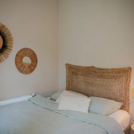 Lägenhet Naest - Authentic Escapes Old Town *