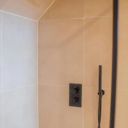 Apartment Naest - Authentic Escapes Old Town