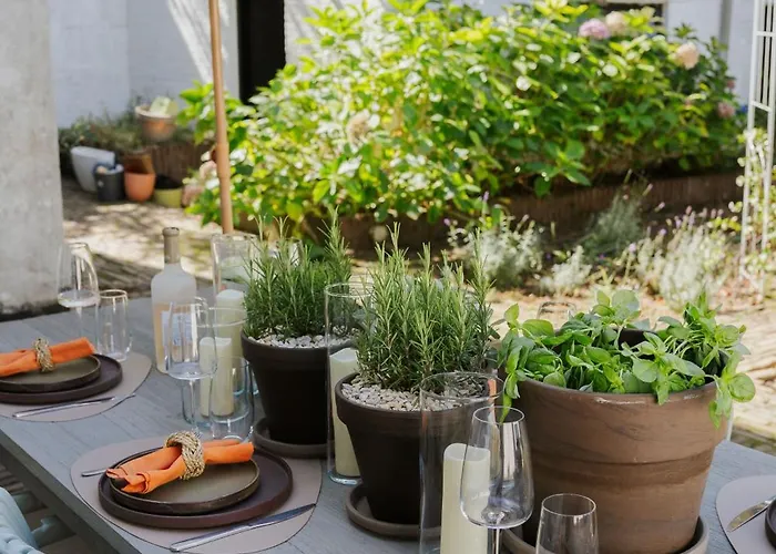 Naest - Authentic Escapes Old Town شقة