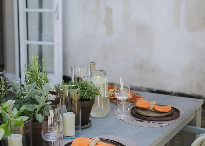 Naest - Authentic Escapes Old Town Nimega