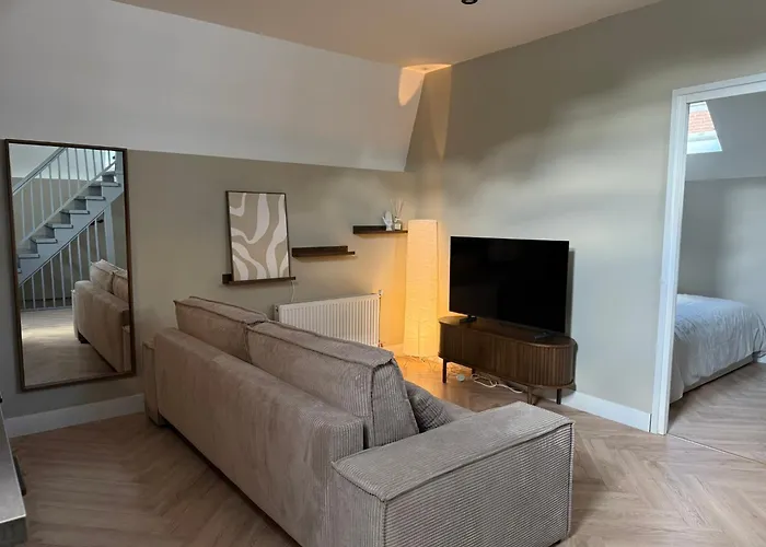 Naest - Authentic Escapes Old Town Неймеген