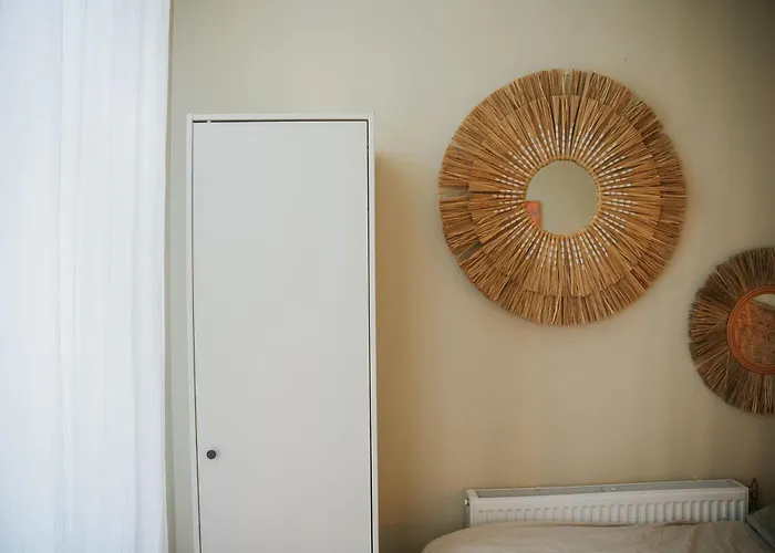 Naest - Authentic Escapes Old Town