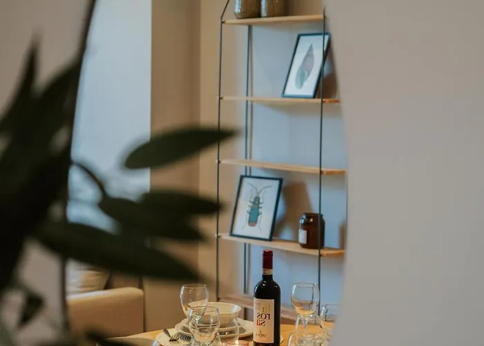 Naest - Authentic Escapes Old Town