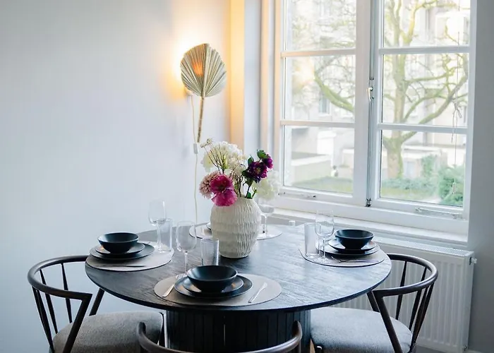 Naest - Authentic Escapes Old Town Неймеген