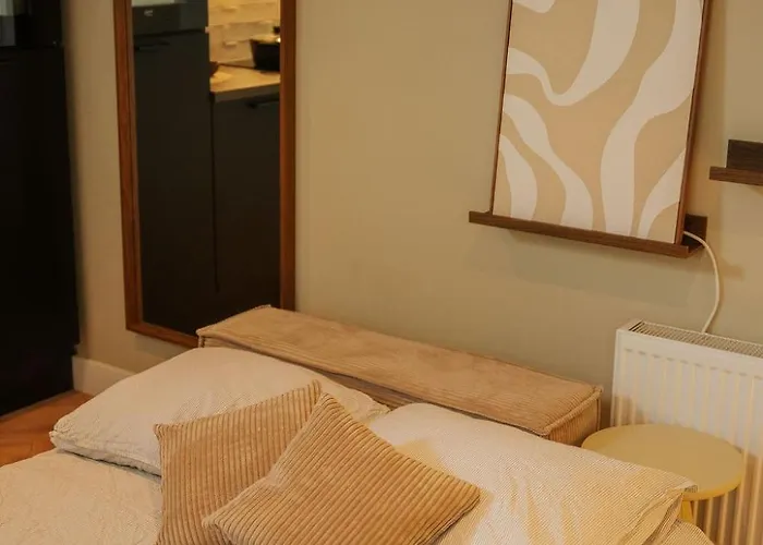 Naest - Authentic Escapes Old Town *